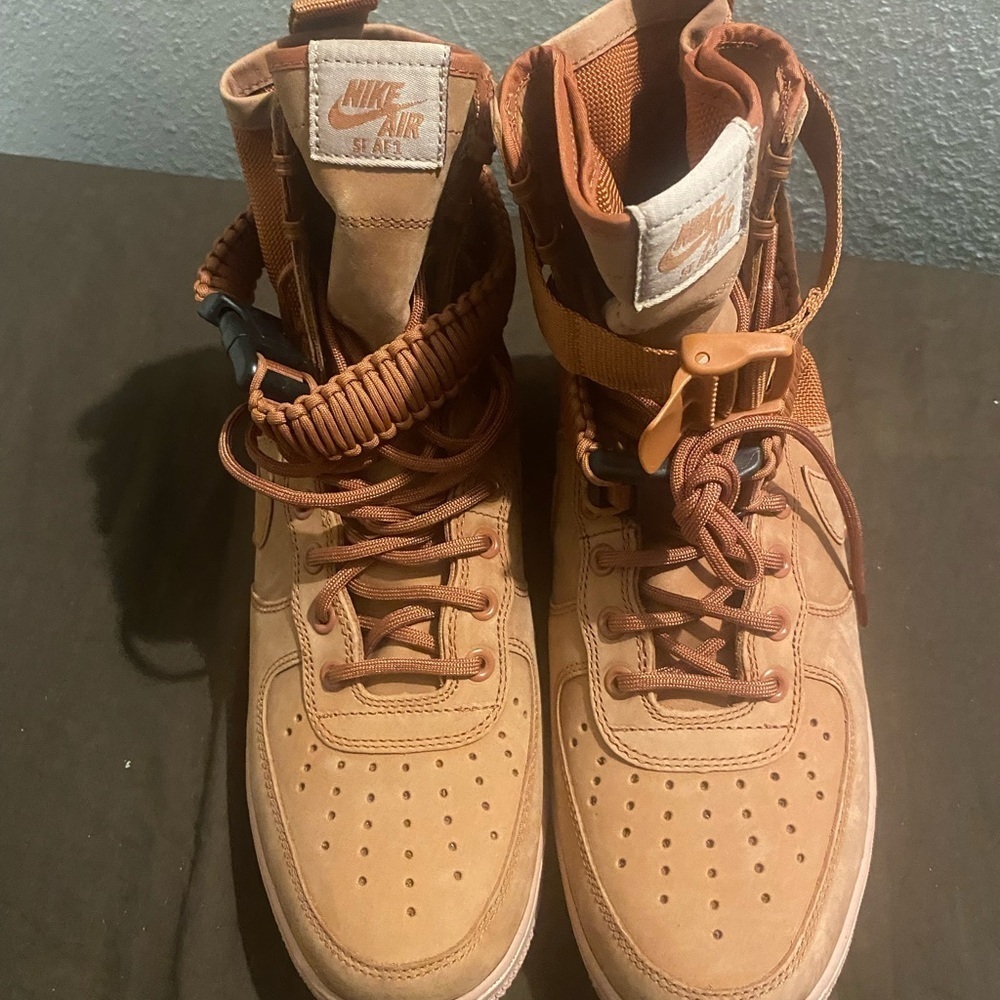 SF Air Force 1 High Dusty Peach men size 9 same women size 10.5 missing 1 strap - Picture 7 of 7